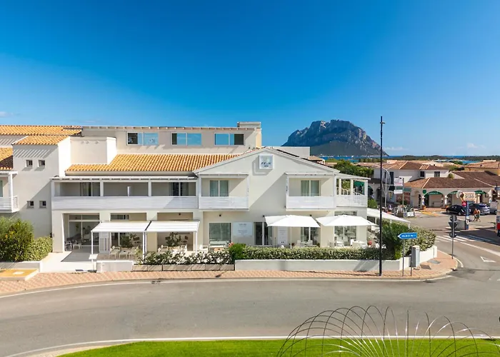 With Panoramic Swimming Pool In Just 850 Mt From The Sea * Porto San Paolo (Sardinia)
