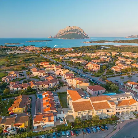 Hotel With Panoramic Swimming Pool In Just 850 Mt From The Sea